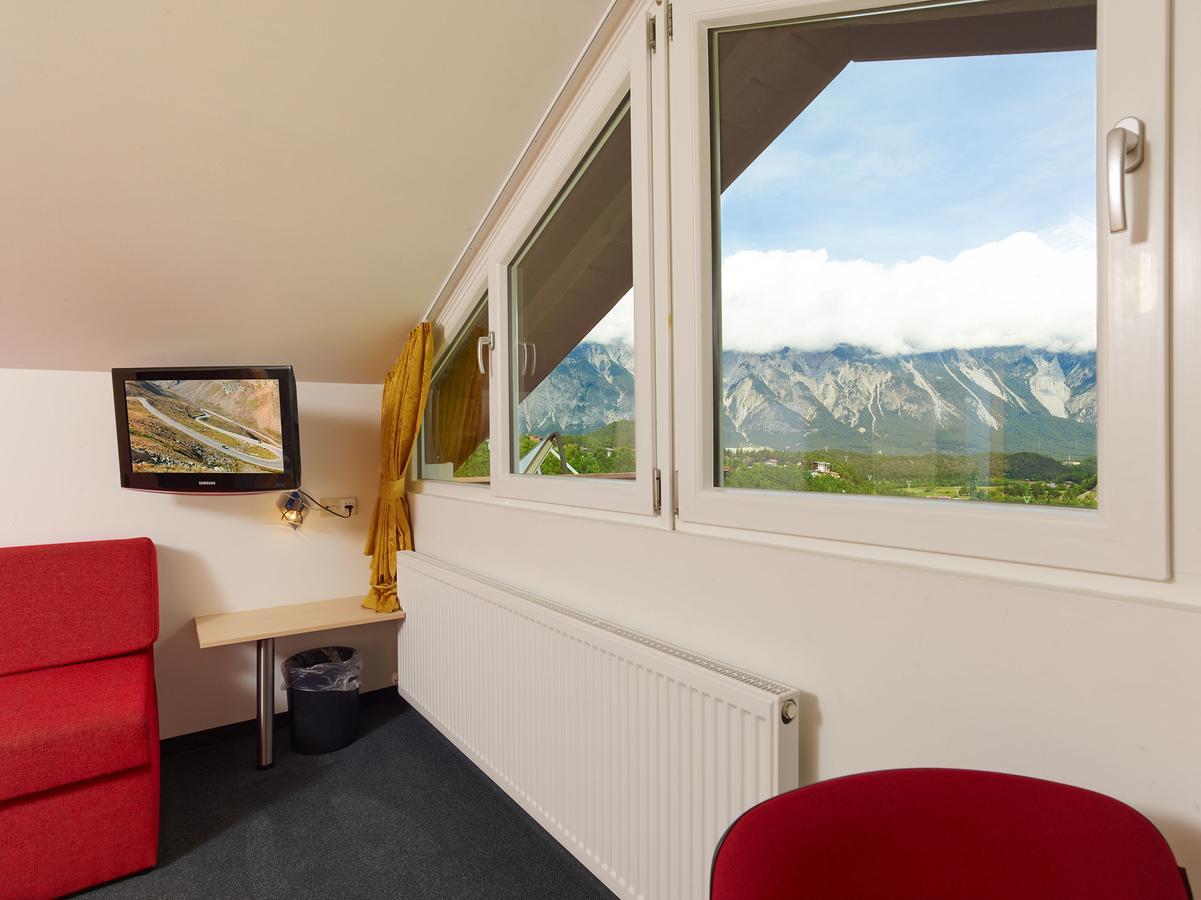Gasthof Hotel Post Sautens Exterior photo